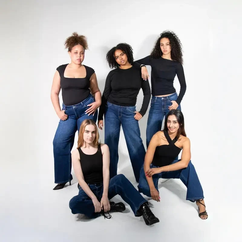 Stretchy Wide Leg Baggy Jeans